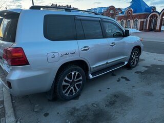 2012 Toyota Land Cruiser 200 Series Рестайлинг 1, серебристый, 4000000 рублей, вид 5