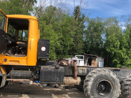 2011 КрАЗ 6503, жёлтый, 1100000 рублей, вид 3