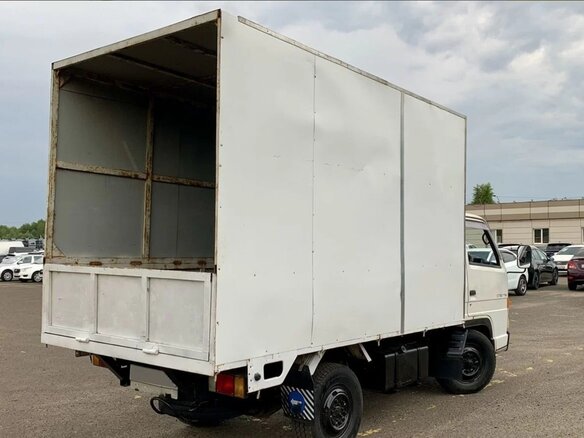 1991 Isuzu Elf (N-series), белый, 465000 рублей - вид 8