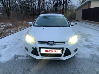 2013 Ford Focus III, белый, 600000 рублей, вид 3