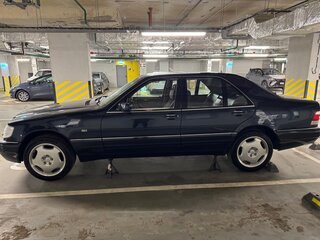 1997 Mercedes-Benz S-Класс 500 III (W140) Рестайлинг, синий, 12000000 рублей, вид 4