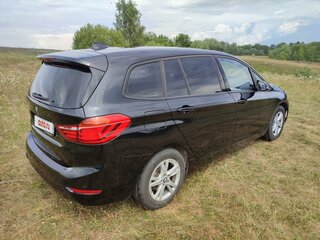 2019 BMW 2 серии Gran Tourer Gran Tourer 216i F46 Рестайлинг, чёрный, 1650000 рублей, вид 4