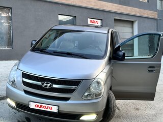 2012 Hyundai Grand Starex I, серый, 1700000 рублей, вид 1