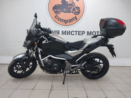 2017 Honda NC 750S, чёрный, 625000 рублей, вид 2