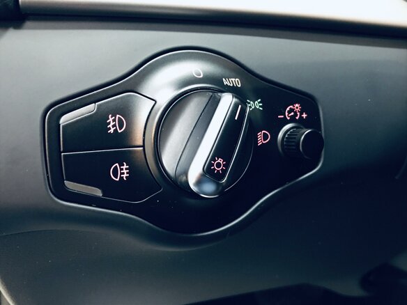 2014 Audi A4 IV (B8) Рестайлинг, белый - вид 17