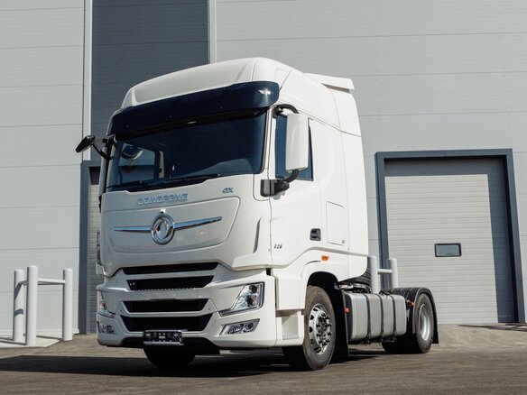 2024 Dongfeng DFH 4180, белый, 9100000 рублей