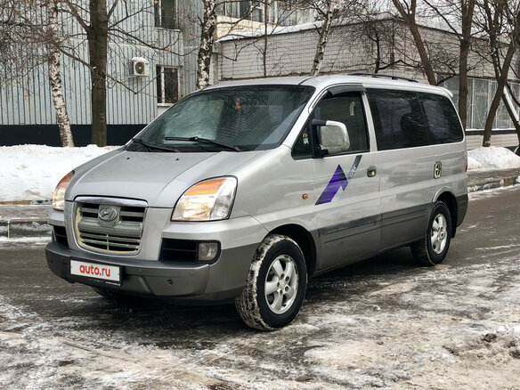 2004 Hyundai Starex I Рестайлинг 2, серебристый
