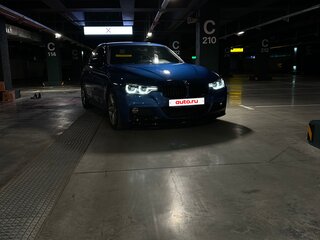 2017 BMW 3 серии 320i xDrive VI (F3x) Рестайлинг, синий, 3200000 рублей, вид 4