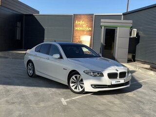 2012 BMW 5 серии 520i VI (F10/F11/F07), белый, 1680000 рублей, вид 1