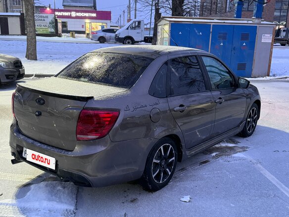 2017 Lada (ВАЗ) Granta I, коричневый, 880000 рублей - вид 2