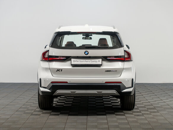 2026 BMW X1 Long 25Li xDrive III (U11/U12), белый, 5550000 рублей - вид 5