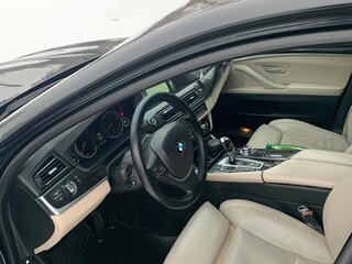 2013 BMW 5 серии 528i xDrive VI (F10/F11/F07), чёрный, 1660000 рублей, вид 2