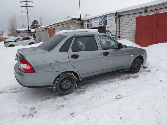2007 Lada (ВАЗ) Priora I, серебристый, 150000 рублей - вид 2