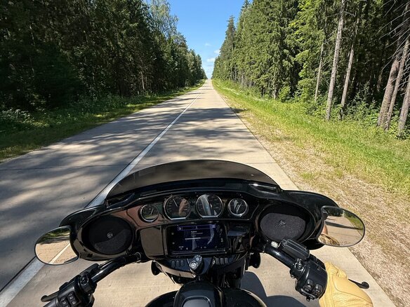 2023 Harley-Davidson Electra Glide, чёрный, 2250000 рублей - вид 10