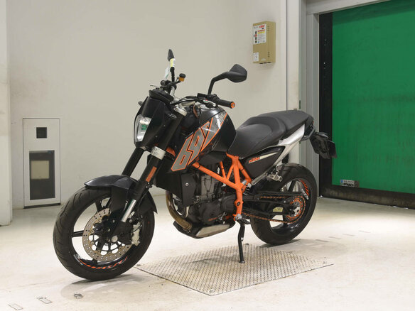2012 KTM 690 Duke, чёрный, 420000 рублей - вид 3