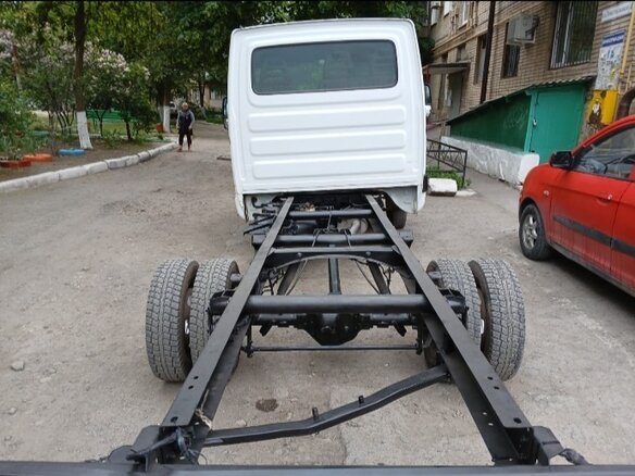 2009 Iveco Daily, белый, 1600000 рублей - вид 13