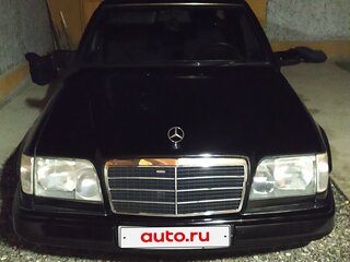 1995 Mercedes-Benz E-Класс 320 I (W124), чёрный, 350000 рублей, вид 2