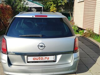 2014 Opel Astra H Рестайлинг, серебристый, 825000 рублей, вид 4