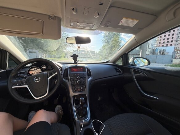 2012 Opel Astra GTC J Рестайлинг, серебристый, 850000 рублей - вид 8