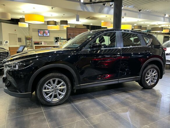2026 Mazda CX-5 II Рестайлинг, чёрный, 4200000 рублей - вид 2
