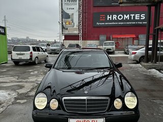 2000 Mercedes-Benz E-Класс 240 II (W210, S210) Рестайлинг, чёрный, 2000000 рублей, вид 1