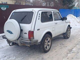 2010 Lada (ВАЗ) 2121 (4x4) I Рестайлинг, белый, 449000 рублей, вид 4