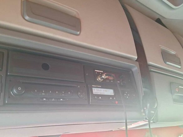 1998 Renault Premium, красный, 2800000 рублей - вид 10