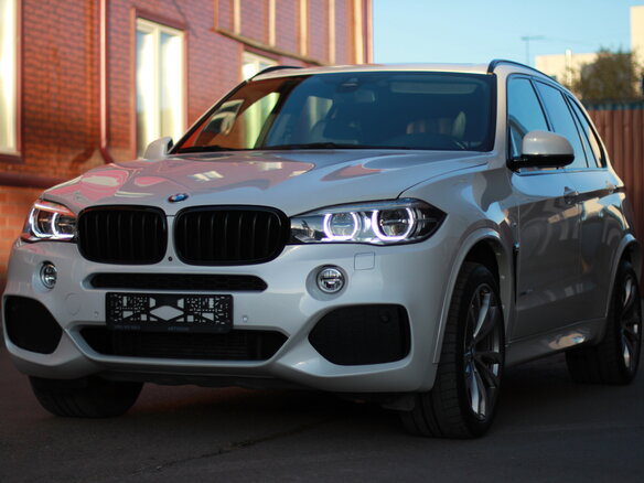 2017 BMW X5 40d III (F15), белый, 5390000 рублей - вид 1