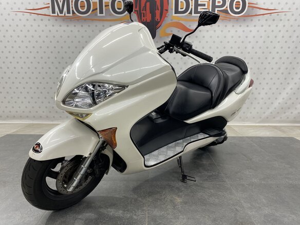 2004 Honda Forza, белый, 222000 рублей - вид 5