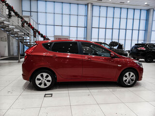 2014 Hyundai Solaris I Рестайлинг, красный, 1200000 рублей, вид 4