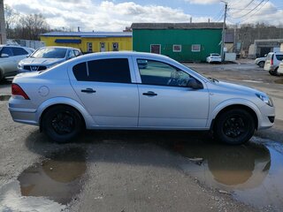 2013 Opel Astra H Рестайлинг, серебристый, 650000 рублей, вид 3