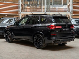 2026 BMW X5 M60i IV (G05/G18) Рестайлинг, чёрный, 19490000 рублей, вид 3