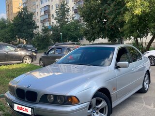 2001 BMW 5 серии 520i IV (E39) Рестайлинг, серебристый, 880000 рублей, вид 1