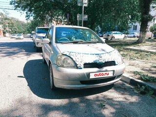 2000 Toyota Vitz I (P10), серебристый, 300000 рублей, вид 2