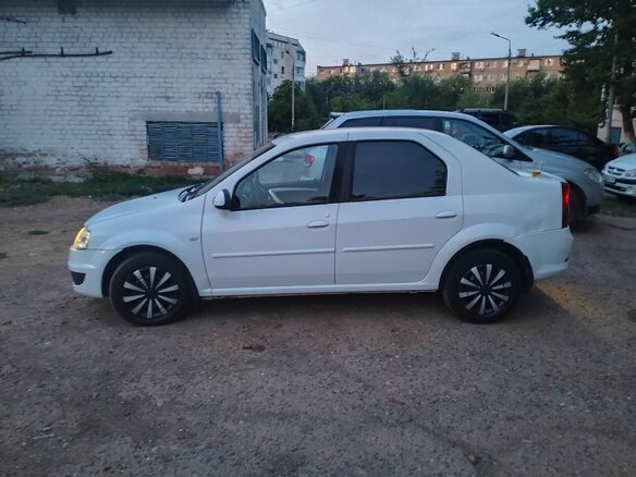 2011 Renault Logan I Рестайлинг, белый, 570000 рублей - вид 15