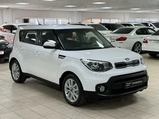 2018 Kia Soul II Рестайлинг, белый, 995000 рублей, вид 3