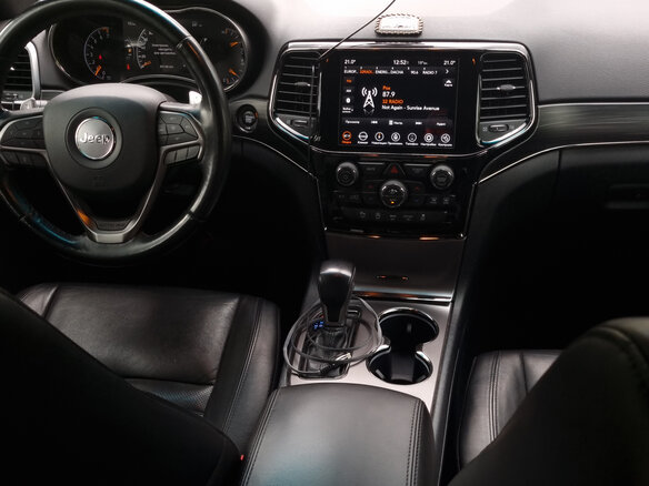 2020 Jeep Grand Cherokee IV (WK2) Рестайлинг, чёрный, 4800000 рублей - вид 13