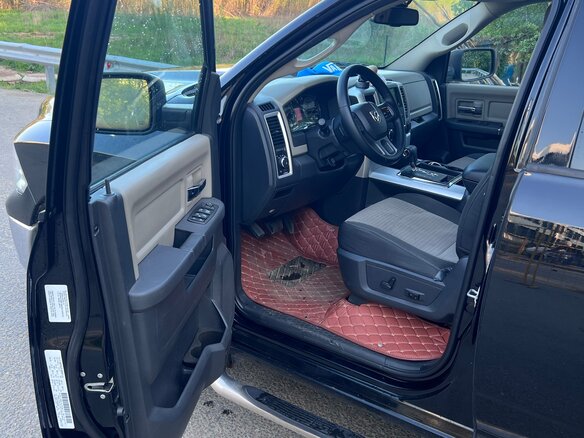 2012 Dodge RAM IV (DS/DJ), чёрный, 3800000 рублей - вид 5