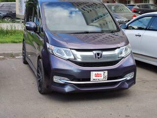 2017 Honda Stepwgn Spada V, фиолетовый, 1800000 рублей, вид 2