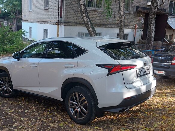 2018 Lexus NX 300 I Рестайлинг, белый, 3599000 рублей - вид 12