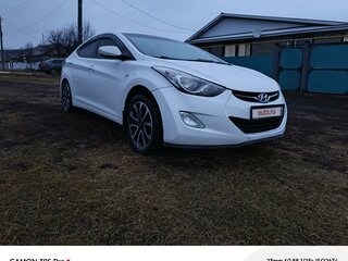 2011 Hyundai Elantra V (MD), белый, 850000 рублей, вид 1