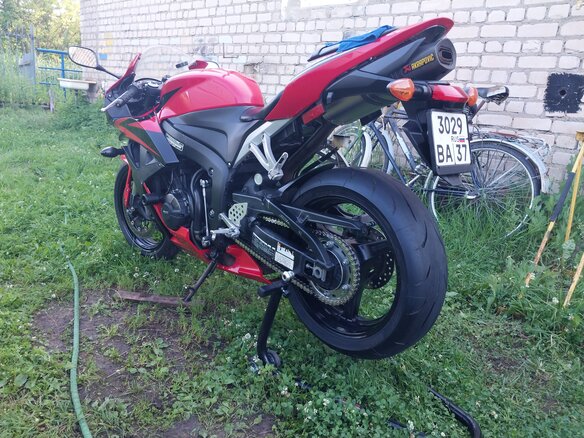 2008 Honda CBR 600RR, красный, 550000 рублей - вид 2