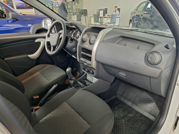 2026 Lada (ВАЗ) Largus I Рестайлинг, белый, 1592000 рублей - вид 14