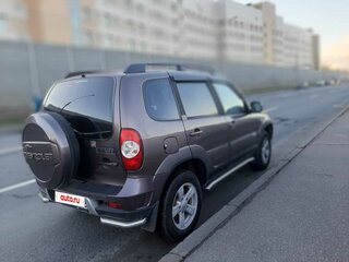 2016 Chevrolet Niva I Рестайлинг, коричневый, 555000 рублей, вид 4