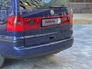 2002 Volkswagen Sharan I Рестайлинг, синий, 425000 рублей, вид 5