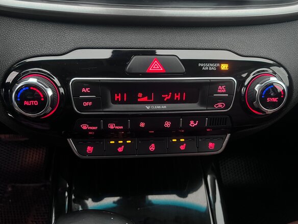 2017 Kia Sorento III Prime Рестайлинг, чёрный, 3100000 рублей - вид 13