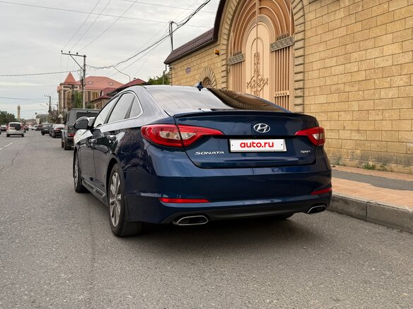 2016 Hyundai Sonata VII (LF), синий, 1450000 рублей - вид 4