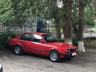 1984 BMW 3 серии 316 II (E30), красный, 500000 рублей, вид 4