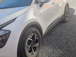 2023 Kia Sportage V, белый, 3400000 рублей, вид 2