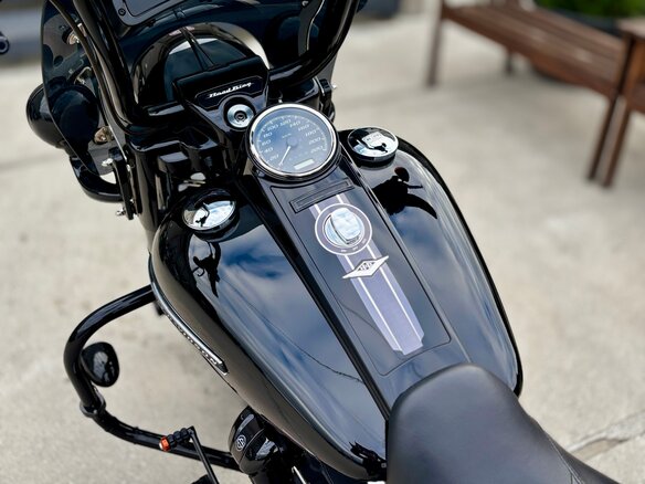 2020 Harley-Davidson Road King, чёрный, 3300000 рублей - вид 15